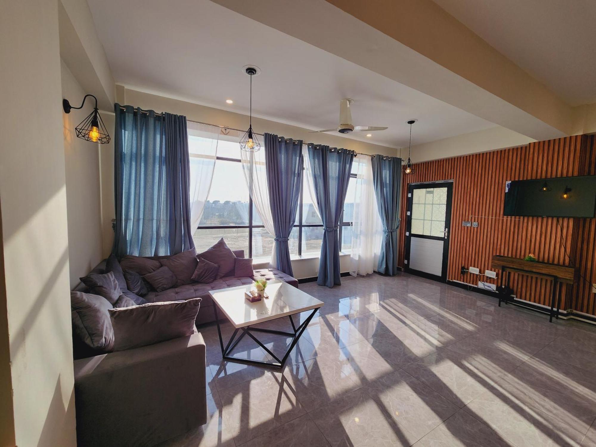 Motorway Majesty Suites Islamabad - Near Islamabad International Airport And Motorway Pokój zdjęcie