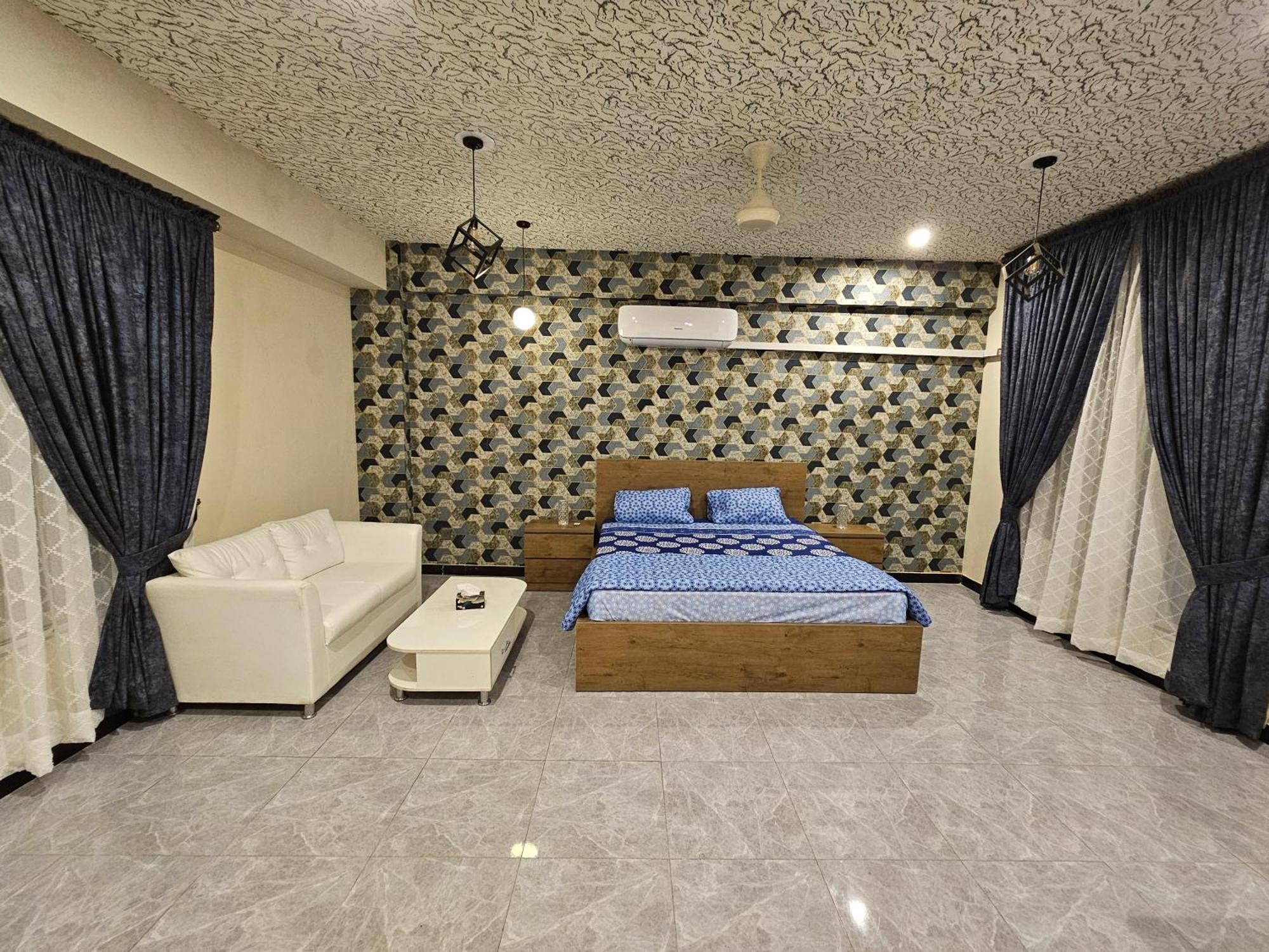 Motorway Majesty Suites Islamabad - Near Islamabad International Airport And Motorway Pokój zdjęcie