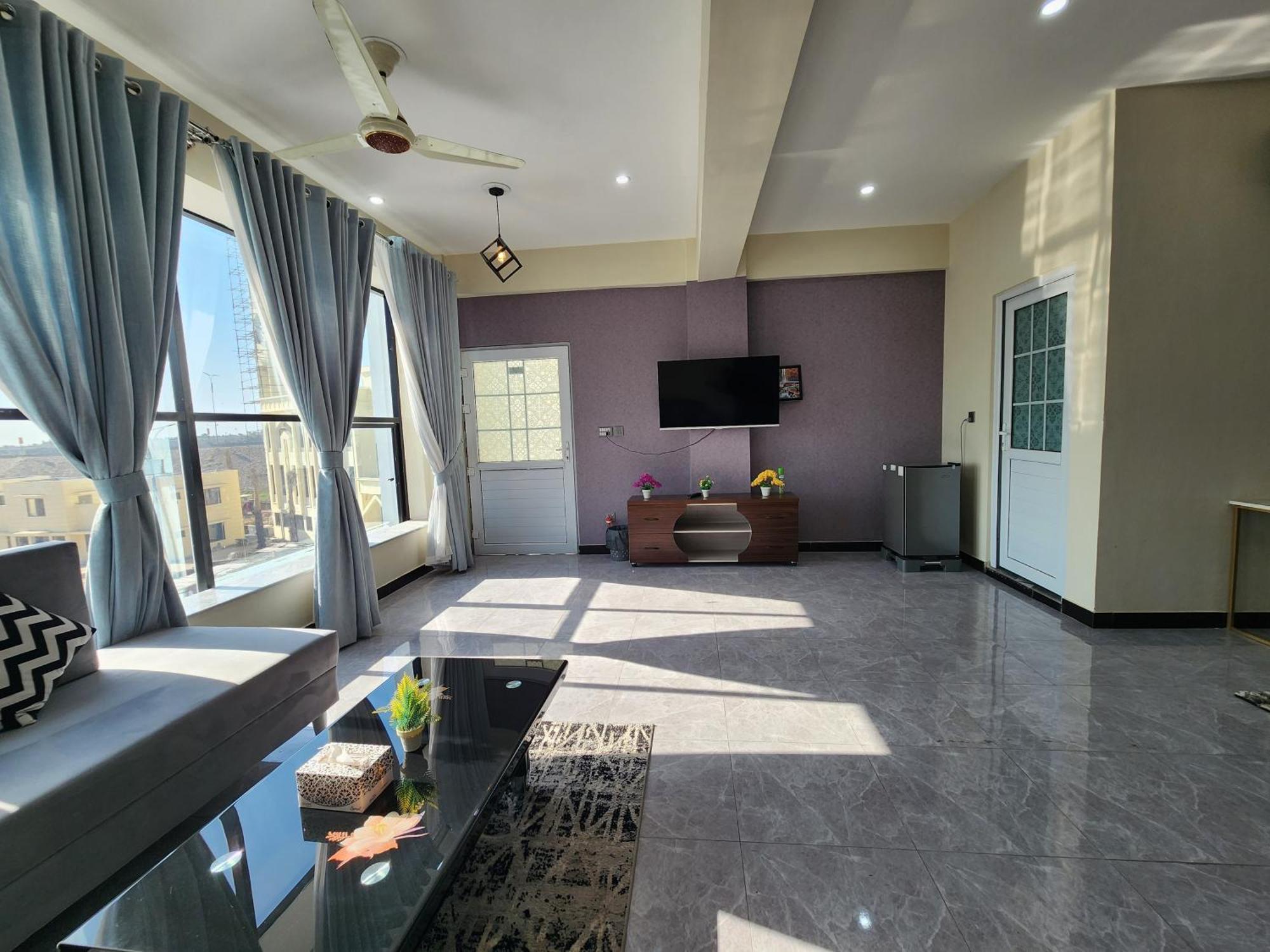 Motorway Majesty Suites Islamabad - Near Islamabad International Airport And Motorway Pokój zdjęcie