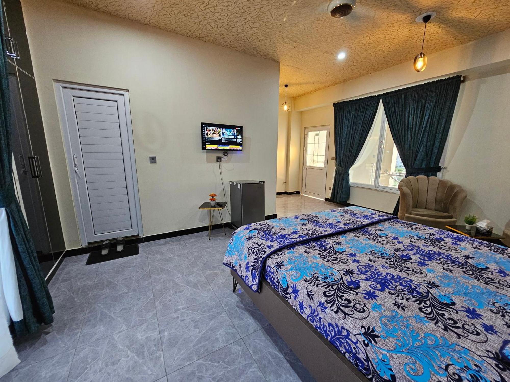 Motorway Majesty Suites Islamabad - Near Islamabad International Airport And Motorway Pokój zdjęcie