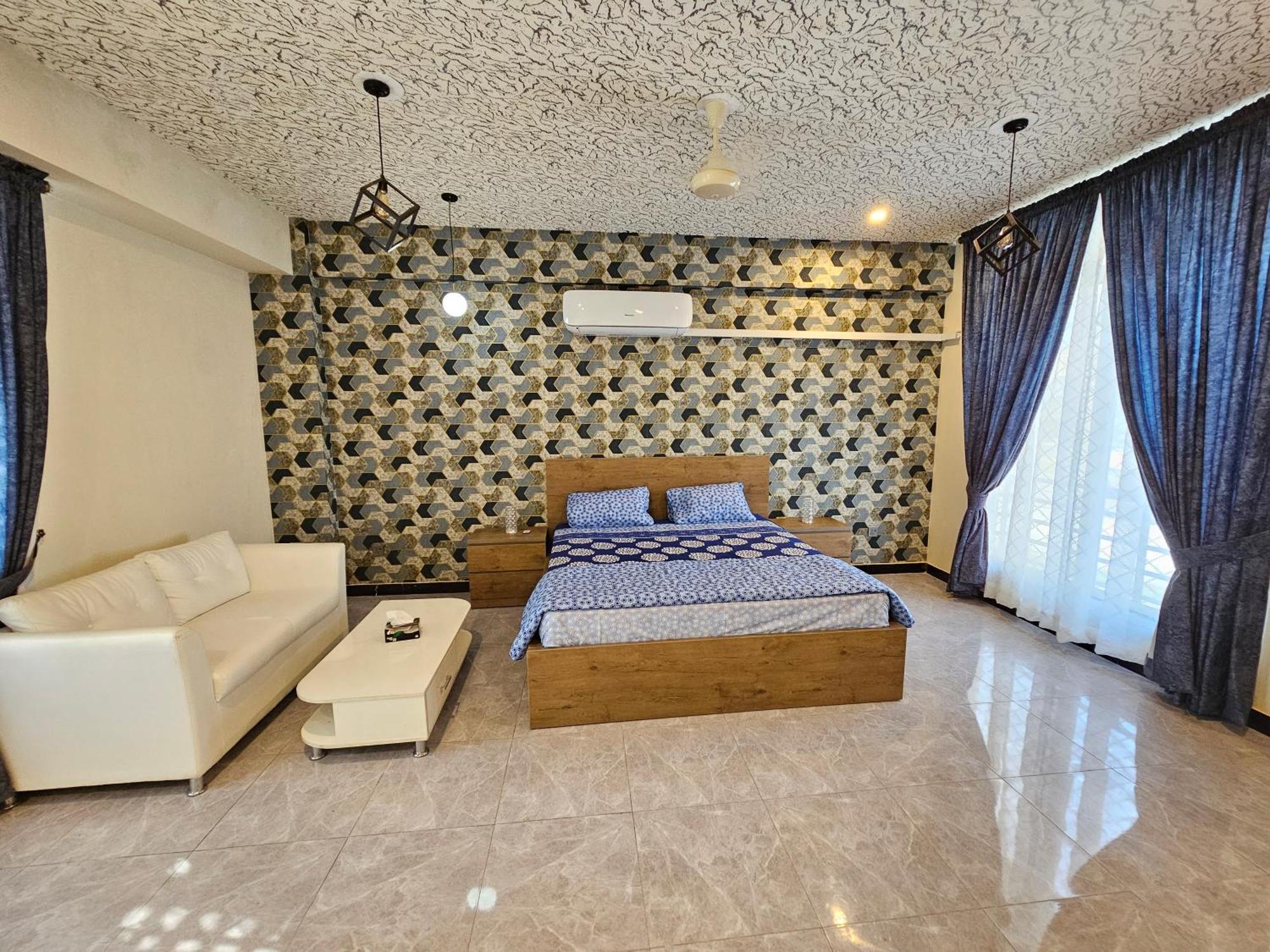 Motorway Majesty Suites Islamabad - Near Islamabad International Airport And Motorway Pokój zdjęcie
