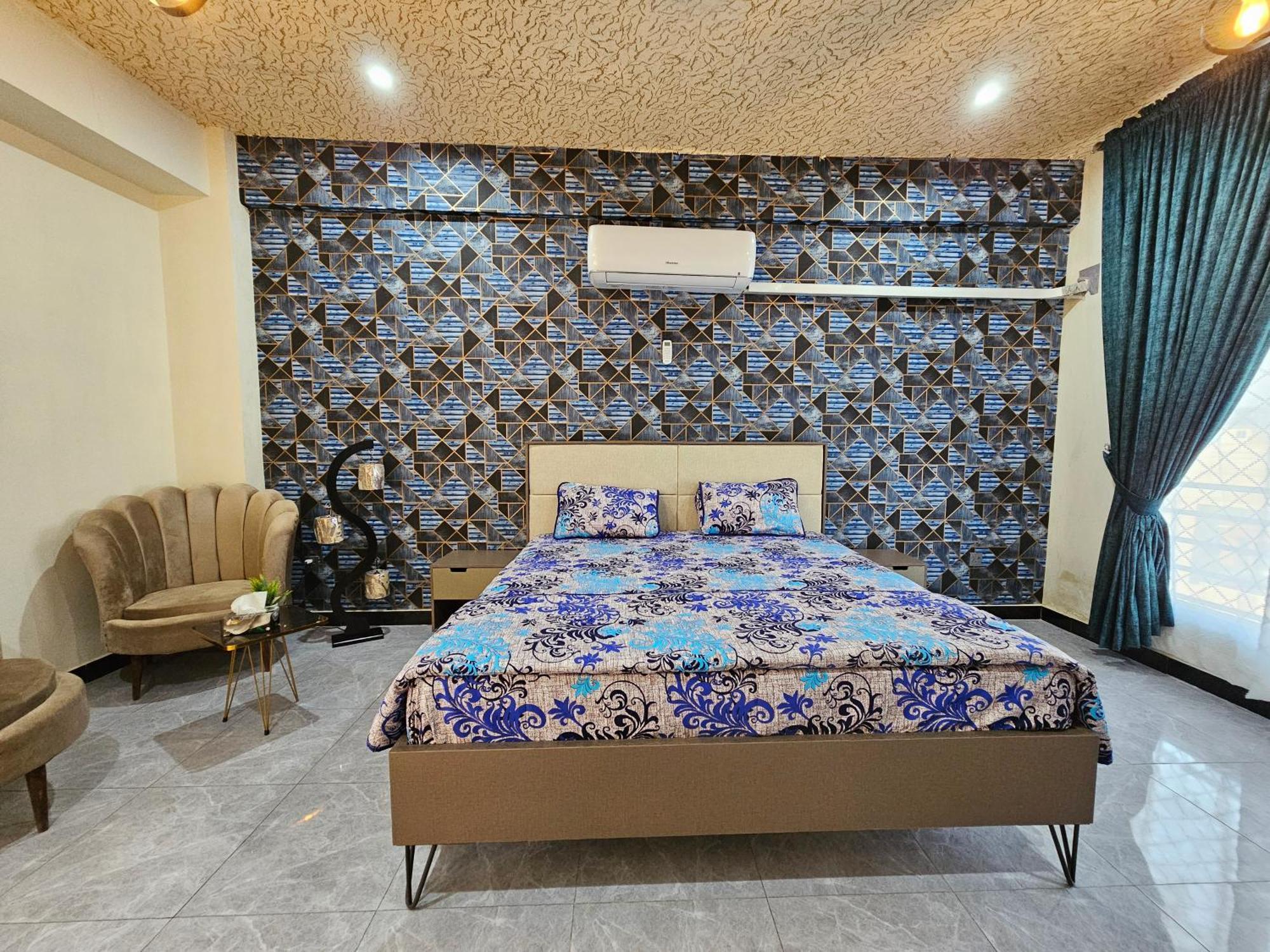 Motorway Majesty Suites Islamabad - Near Islamabad International Airport And Motorway Zewnętrze zdjęcie